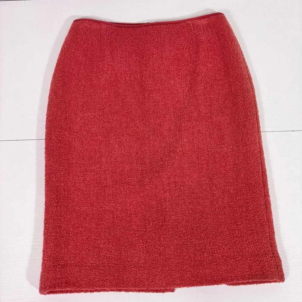 Tahari Fuzzy Pink Pencil Skirt Size 6 1051